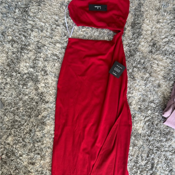 Lulu’s red, ribbed, cut out, midi dress with slit - Picture 6 of 7